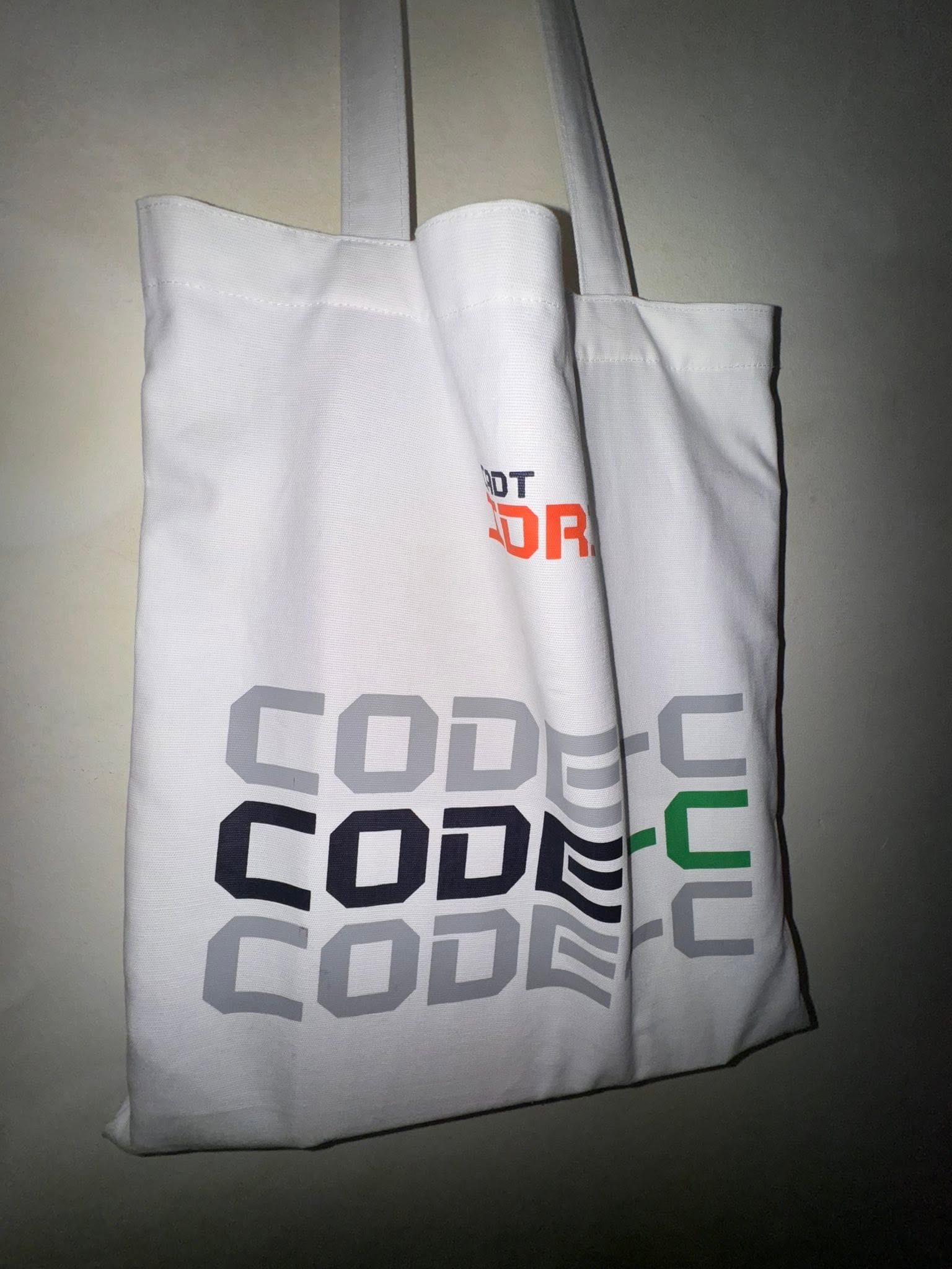 កាបូប CODE-C